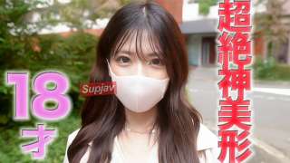 FC2PPV-4550808 Gadis 18 Tahun yang Super Cantik Muncul Siap Crot